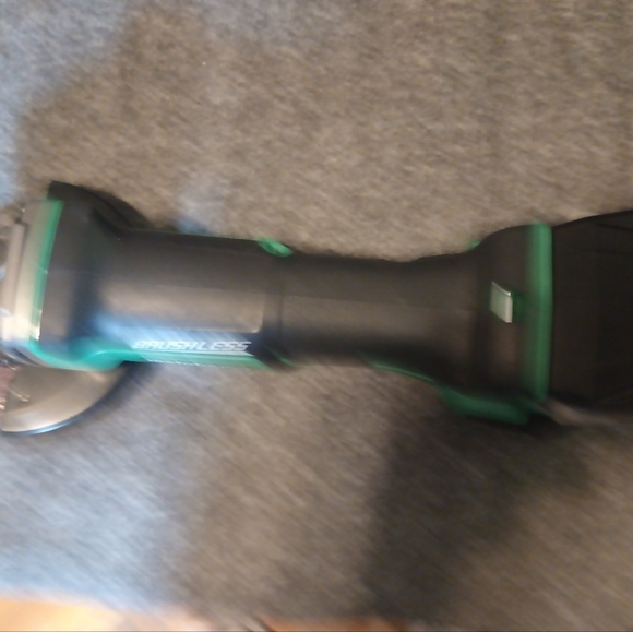 Metabo HTP cordless grinder - Picture 4 of 5